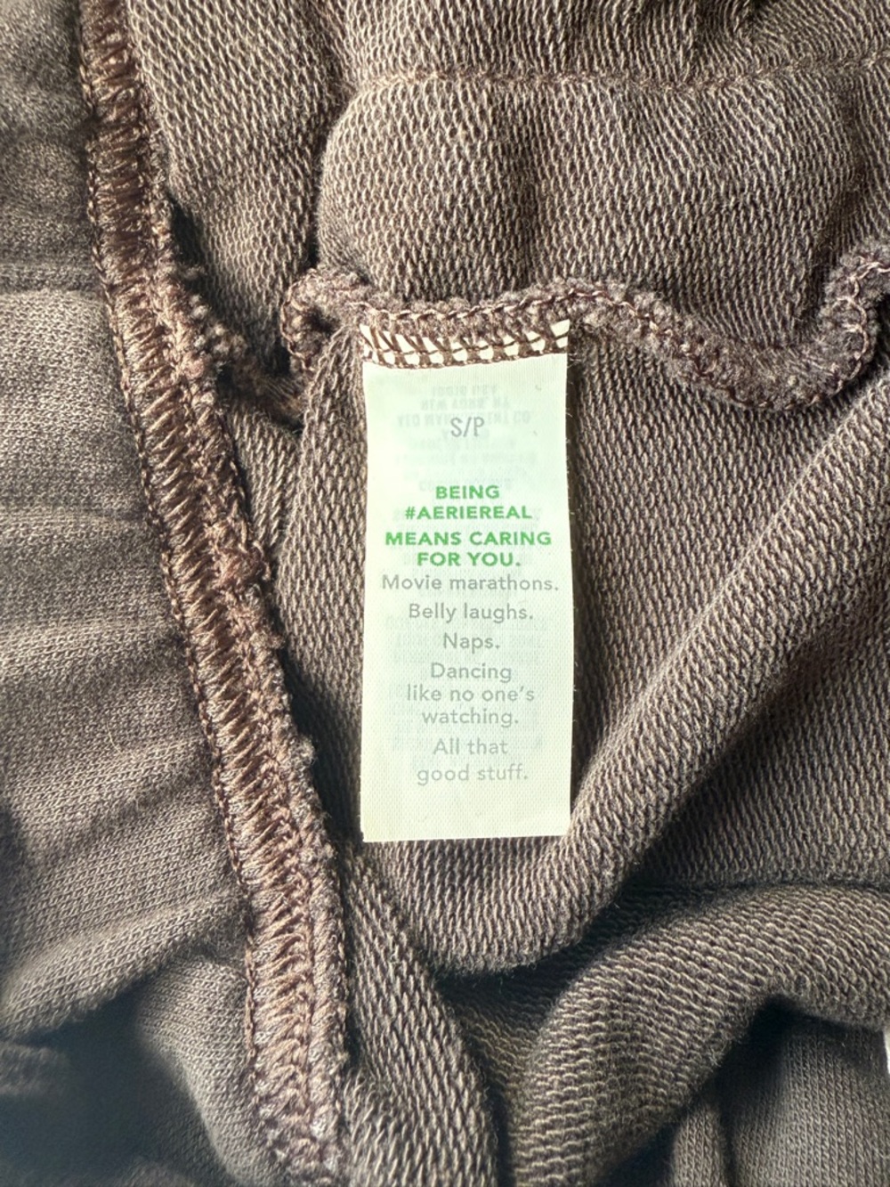 Aerie | Jet Setter Jogger | Small | Deep Earth Brown - Picture 7 of 8